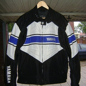 Yamaha Venturi S2 L