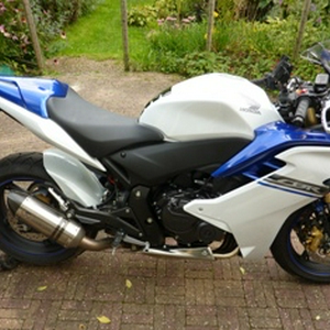 CBR600F-3.jpg