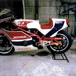 Martin Japan